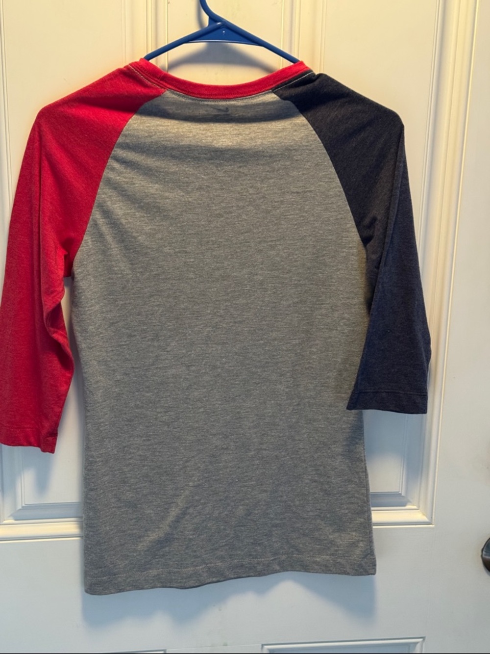 Nike Boston Red Sox Raglan Tee - Gray, Red & Navy - Picture 3 of 3